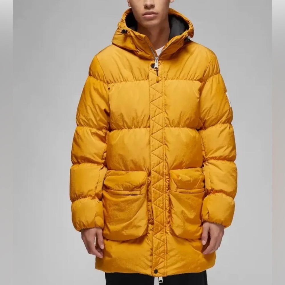 New! Nike Jordan Essential
Men's Statement Parka coat XL chutney